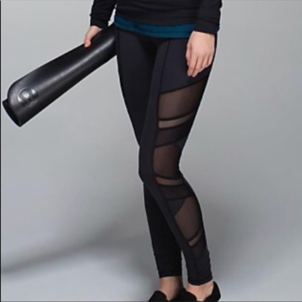 Lululemon yoga pants